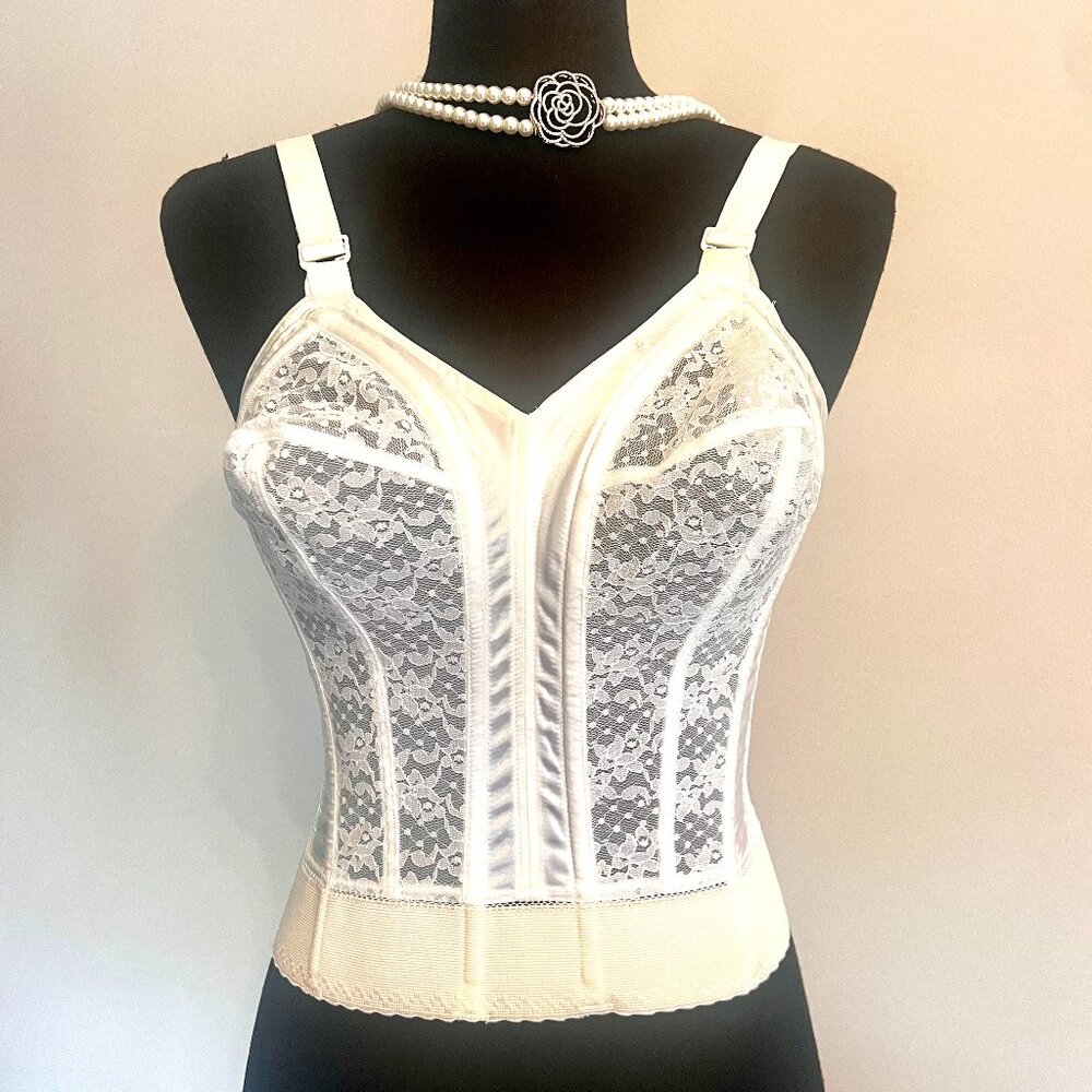 Vintage Lady Marlene Corset In Satin and Lace in White